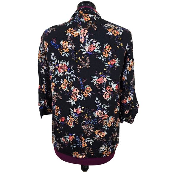 Women's Democracy Black Floral 3/4 Sleeve Open Front Blazer | Size Small - Picture 3 of 11